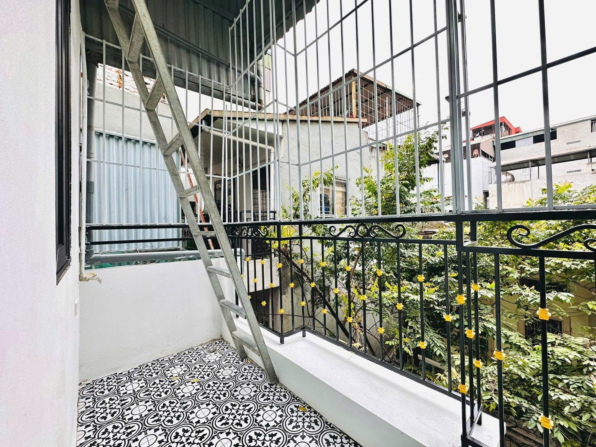 Cho thuê nhà ngõ 22 Tôn Thất Tùng, 4 tầng x 30m2, Full đồ chỉ việc vào ở, 12.5 triệu - Ảnh 4